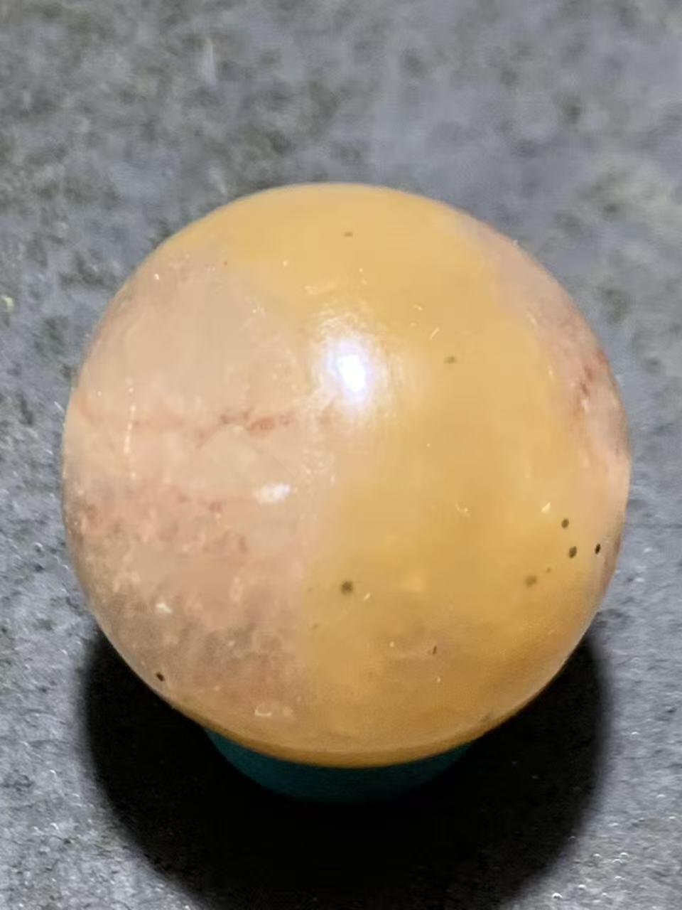 精美冰飘高玉化血丝糖心料战国红玛瑙随形2.0圆珠一颗！
