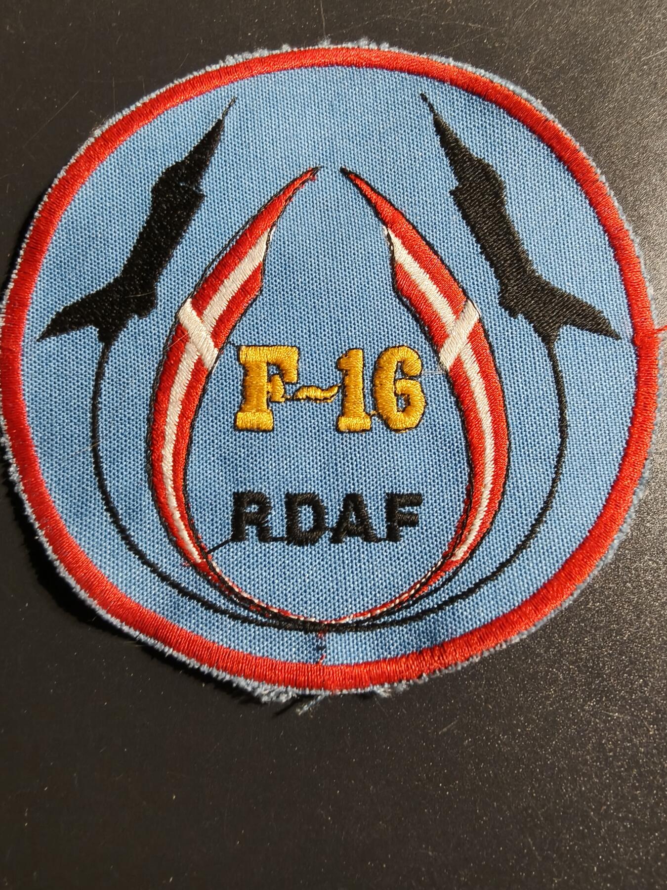 老王徽章第148期 丹麦皇家空军（Royal Danish Air Force，简称RDAF）F-16战斗机中队臂章﻿