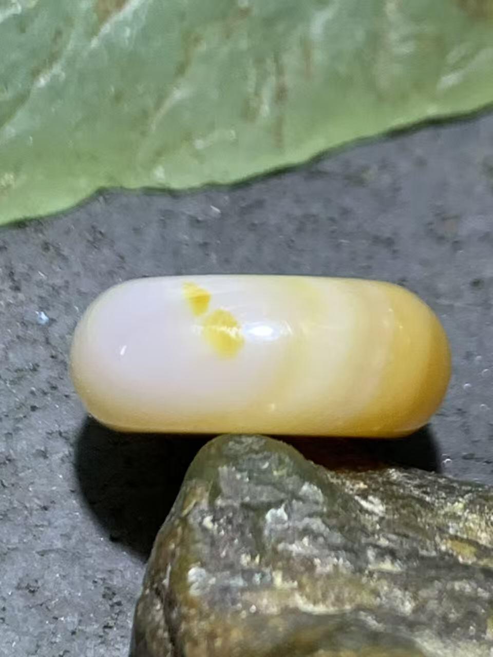 蒙料冻料战国红玛瑙通货平安扣一个，