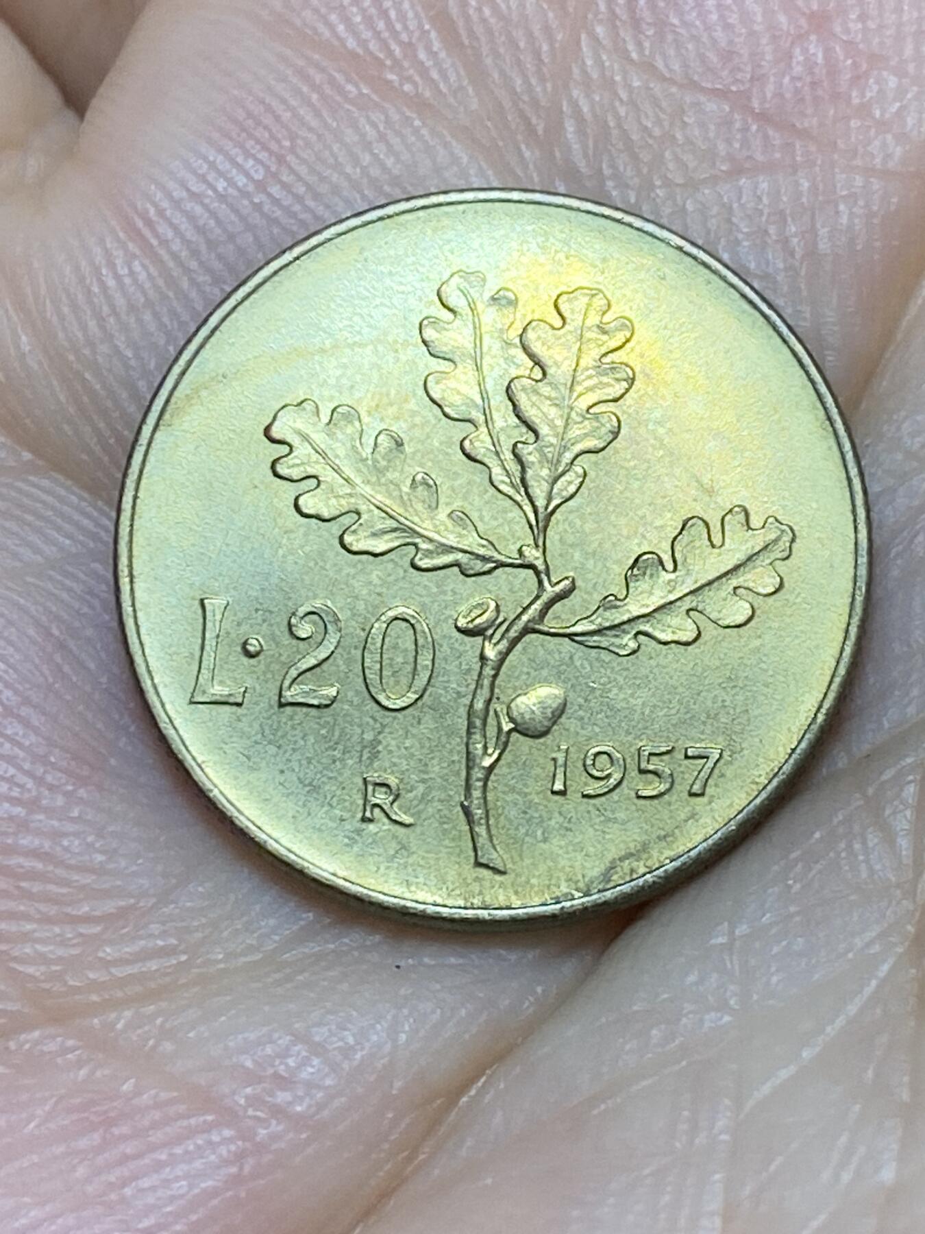 2025年第八十九场(总第一百一十五场）外国好品散币(免佣金) 意大利🇮🇹1957年20里拉(共和国时期第一套第一版，齿边版首发年，Plain 7–平滑7版，首发年仅发行3年)