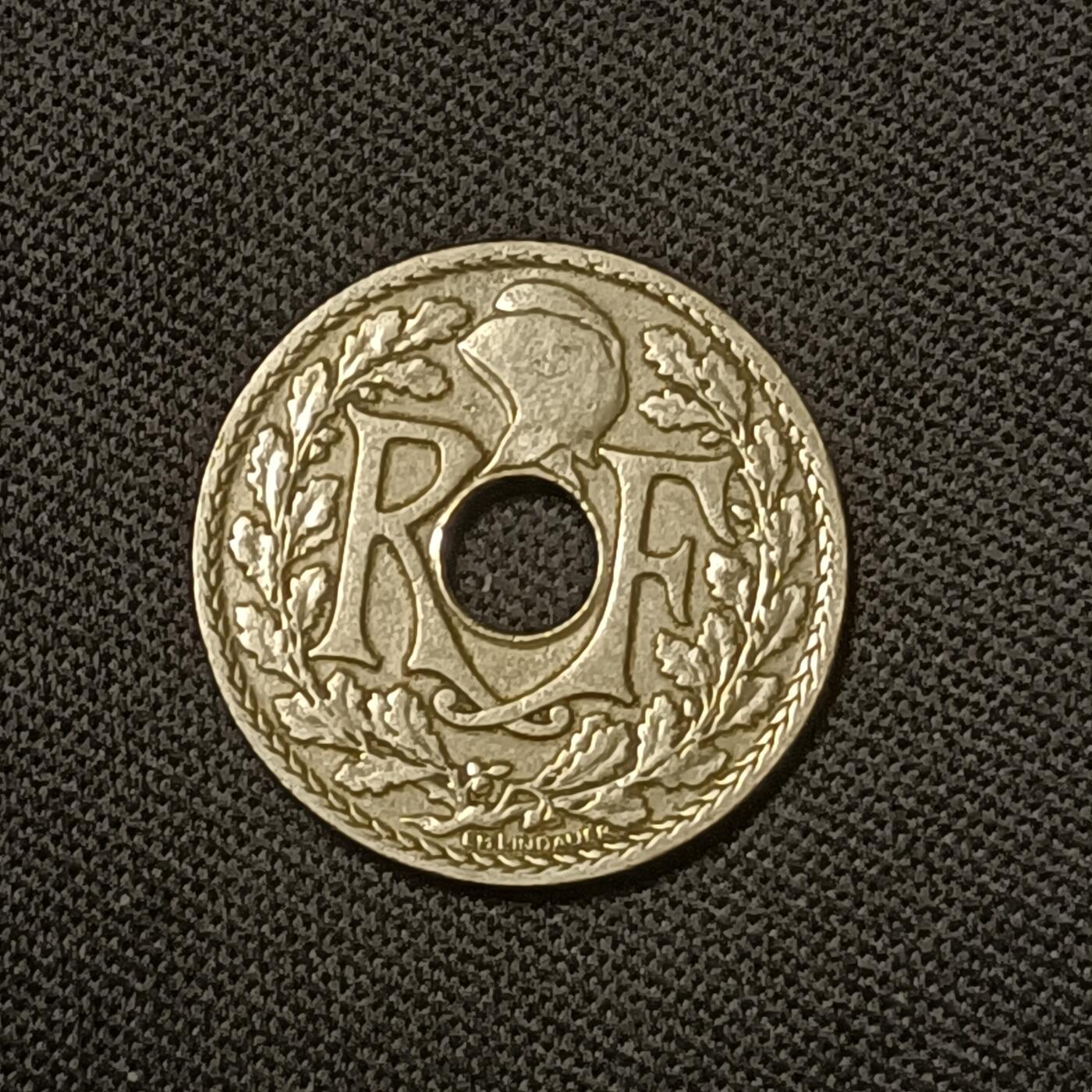 【游宝拍卖】乙巳蛇年66期 最低佣金1元起拍 法国1920年 10分