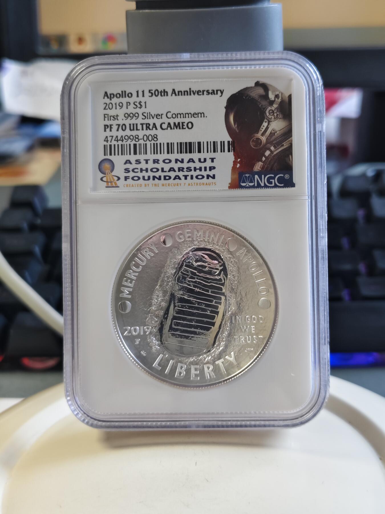 第175期拍卖【长期征集拍品】 美国2019年阿波罗11号登月纪念银币NGC-MS70首期无盒无证书，999银，26.73克