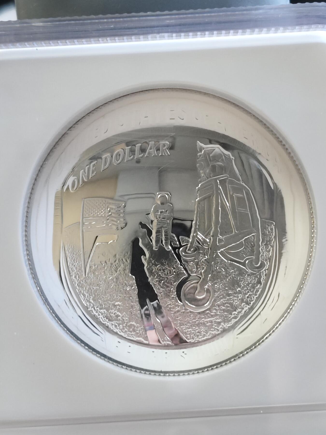 第175期拍卖【长期征集拍品】 美国2019年阿波罗11号登月纪念银币NGC-MS70首期无盒无证书，999银，26.73克
