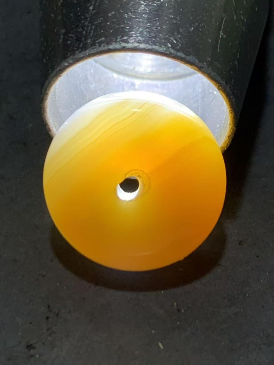 蒙料冻料战国红玛瑙通货平安扣一个，