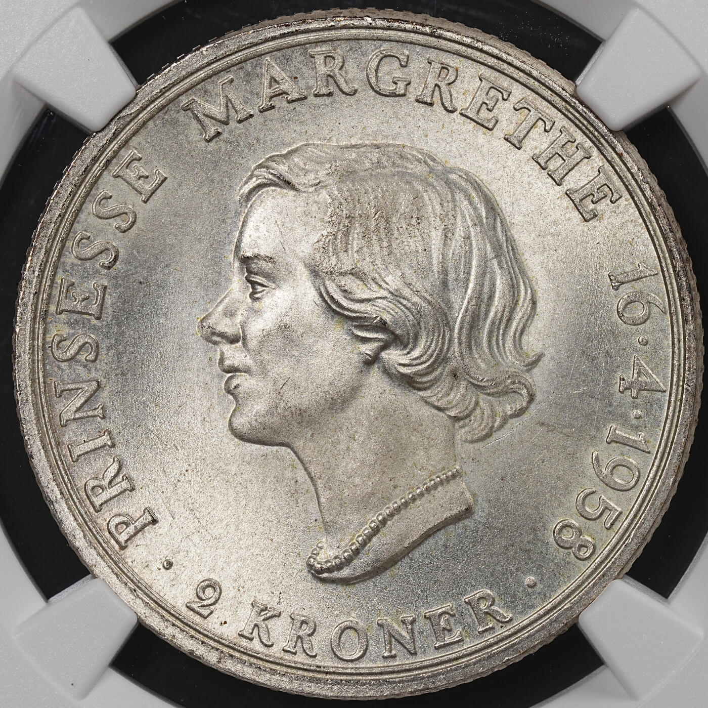 修遠堂世界钱币第八十四期 NGC MS65 1958年丹麦玛格丽特公主18周岁纪念2克朗银币