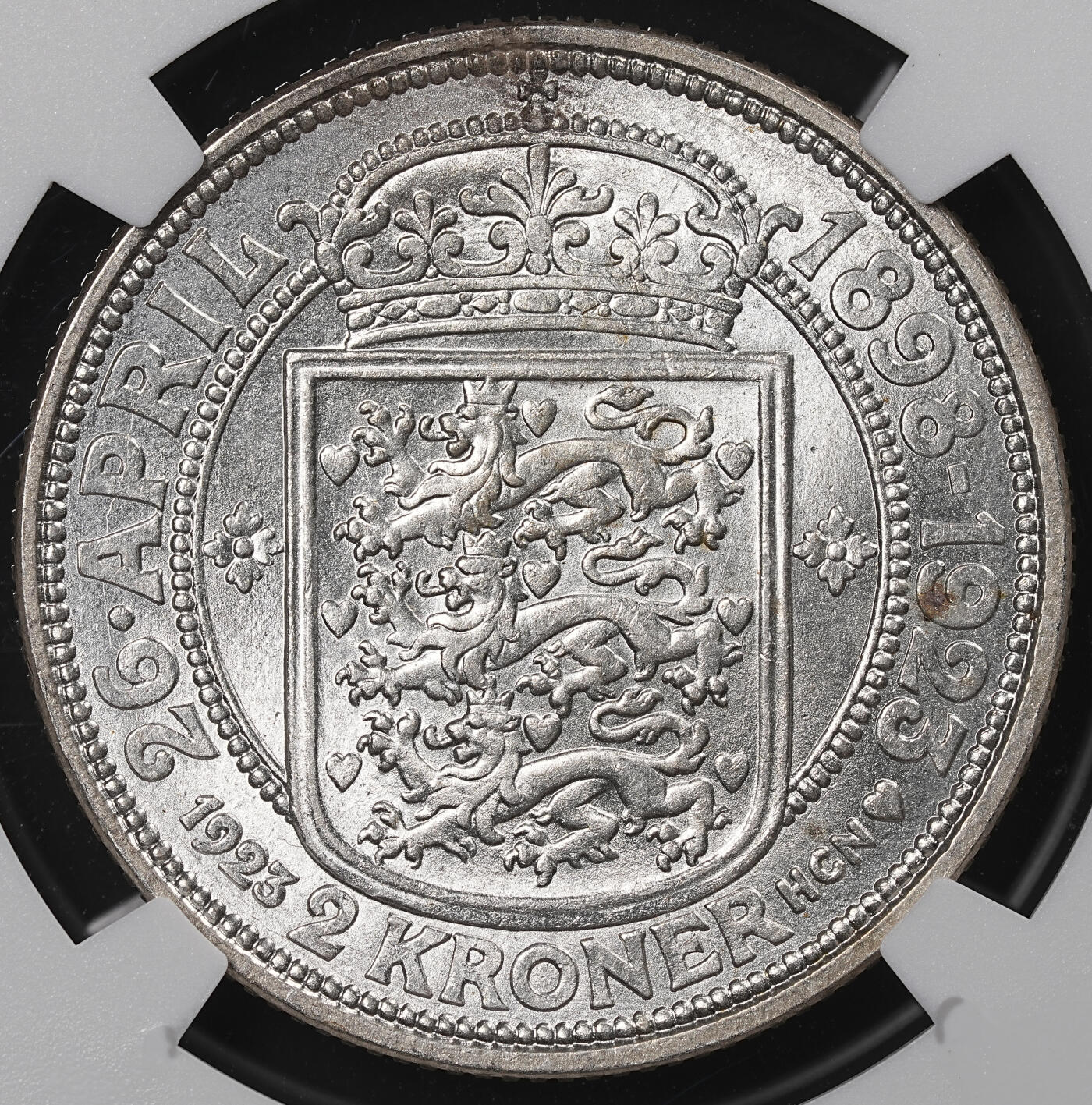 修遠堂世界钱币第八十四期 NGC MS65 1923年丹麦国王银婚纪念2克朗银币