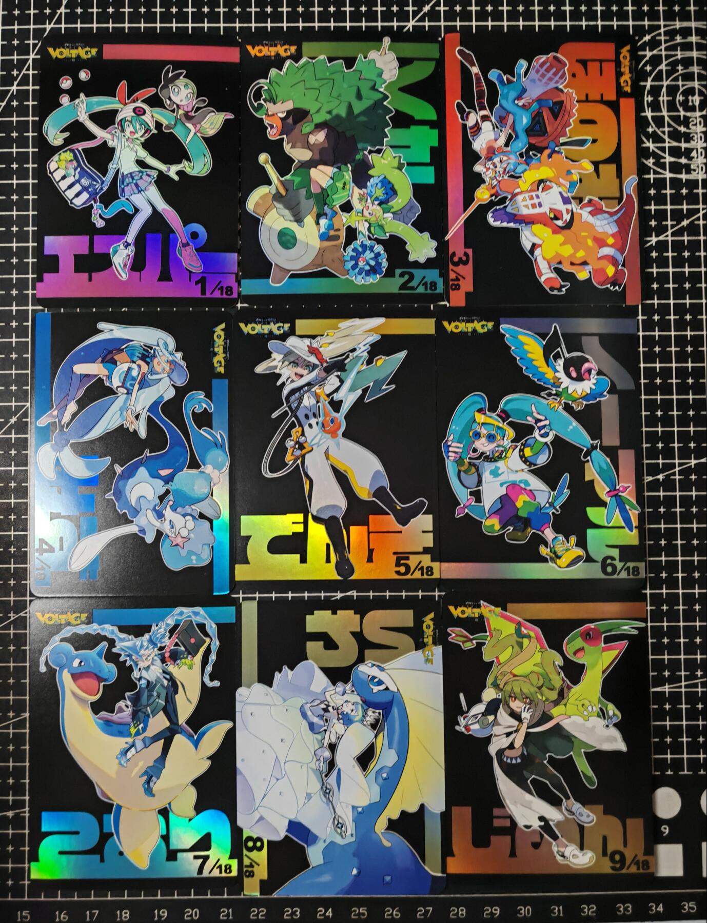 铃鹿第七期（提示一：自制卡难免瑕疵，可能存在撞角爆边等出厂瑕疵，介意慎拍；提示二：参拍请慎重，跑单押金不退的）） 初音宝可梦18张彩闪套