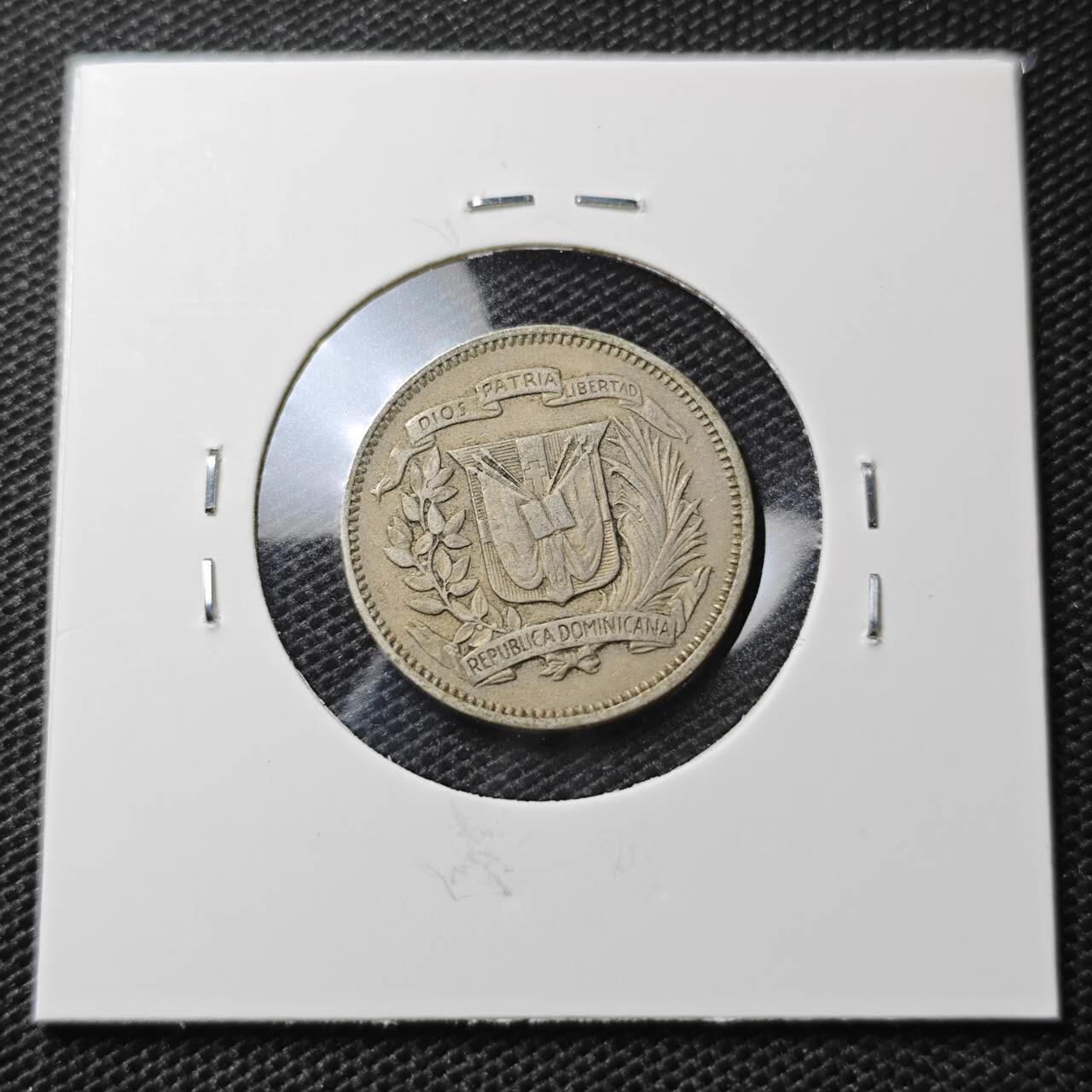 KK钱币收藏小铺 第334期 2月预留时间 周末发货  1961多米尼加