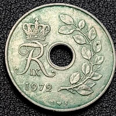 泉币菌-第107场-精品福利场 丹麦1972年25欧尔中孔镍币 玛格丽特二世花押 