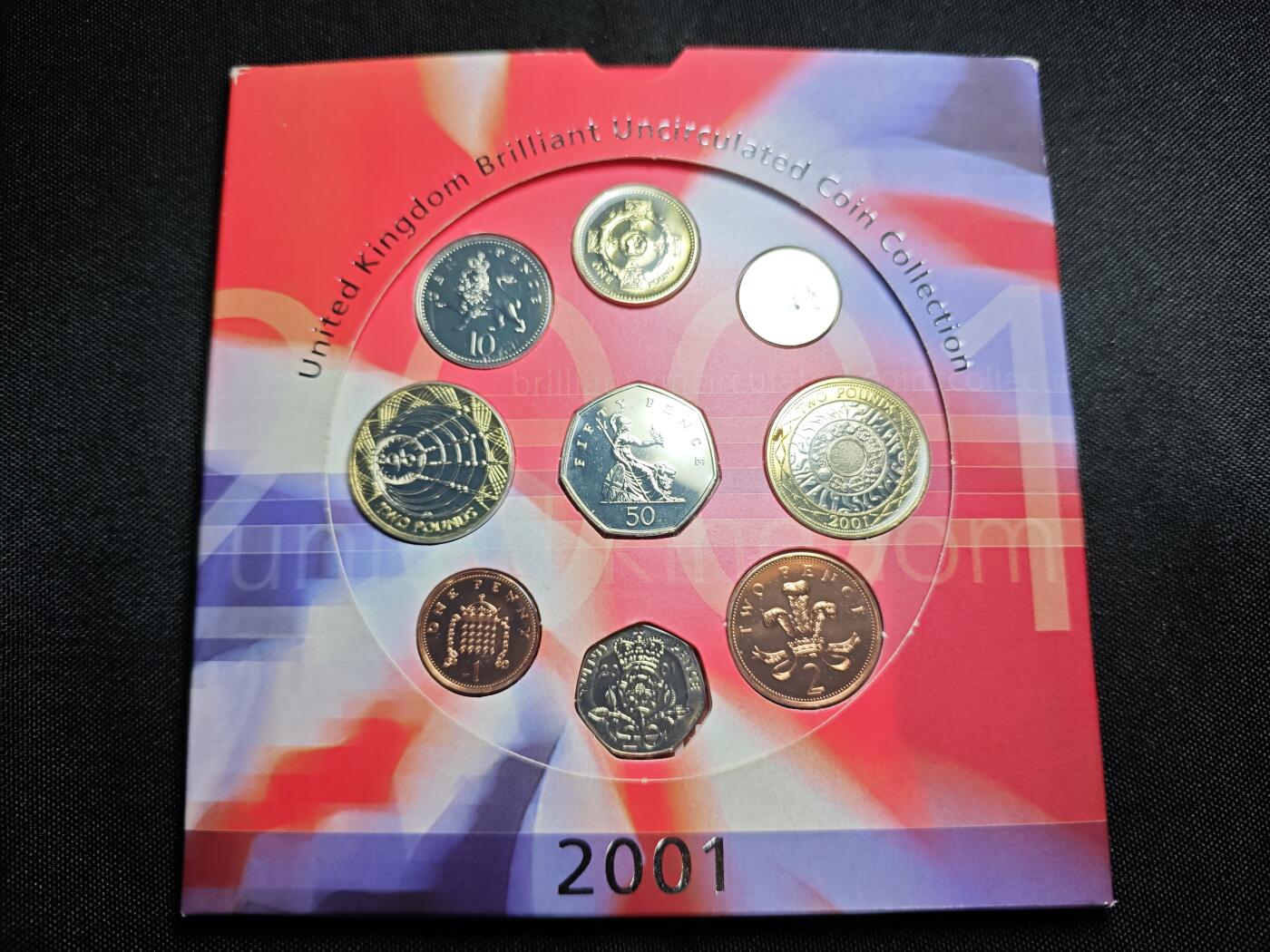 KK钱币收藏小铺 套币专场 2月预留时间 周末发货  2001英国官方造币厂精制套币 含2镑精制币