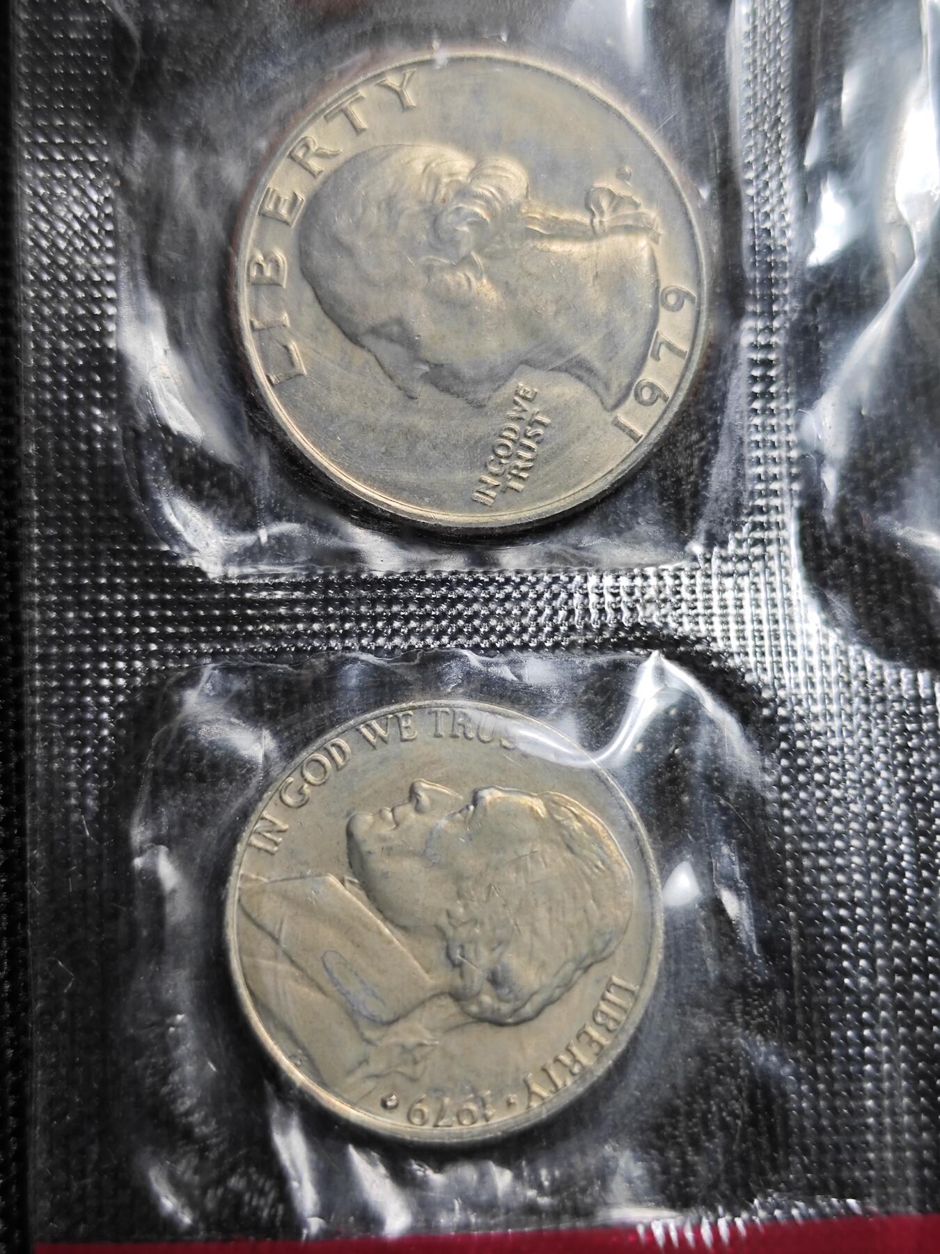 KK钱币收藏小铺 套币专场 2月预留时间 周末发货   1979美国大小面值一套 清年