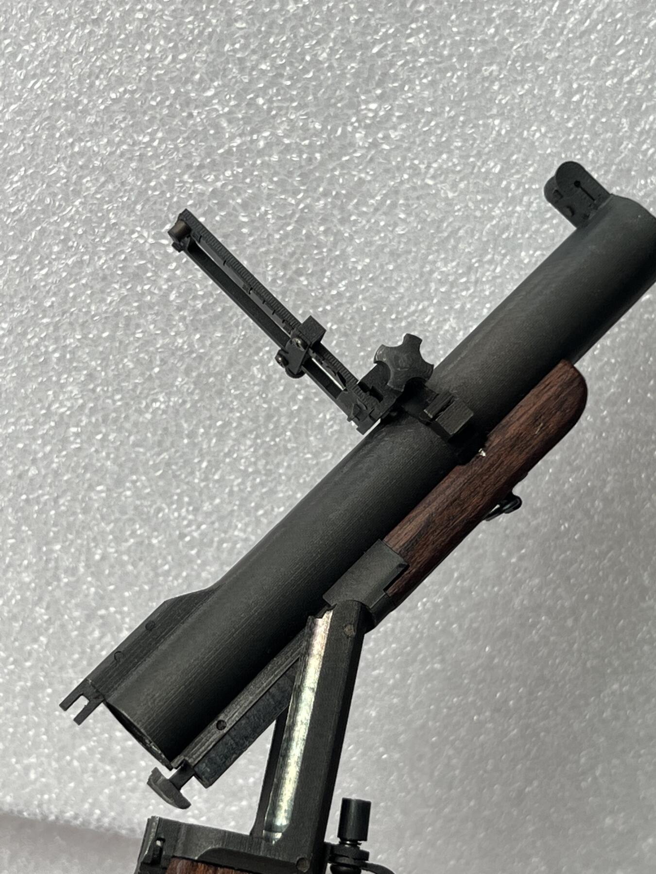 零元拍：H&G 1/4 M79榴蛋仓模型，全金属，含两枚蛋蛋，无背带，全品没毛病。无包装。