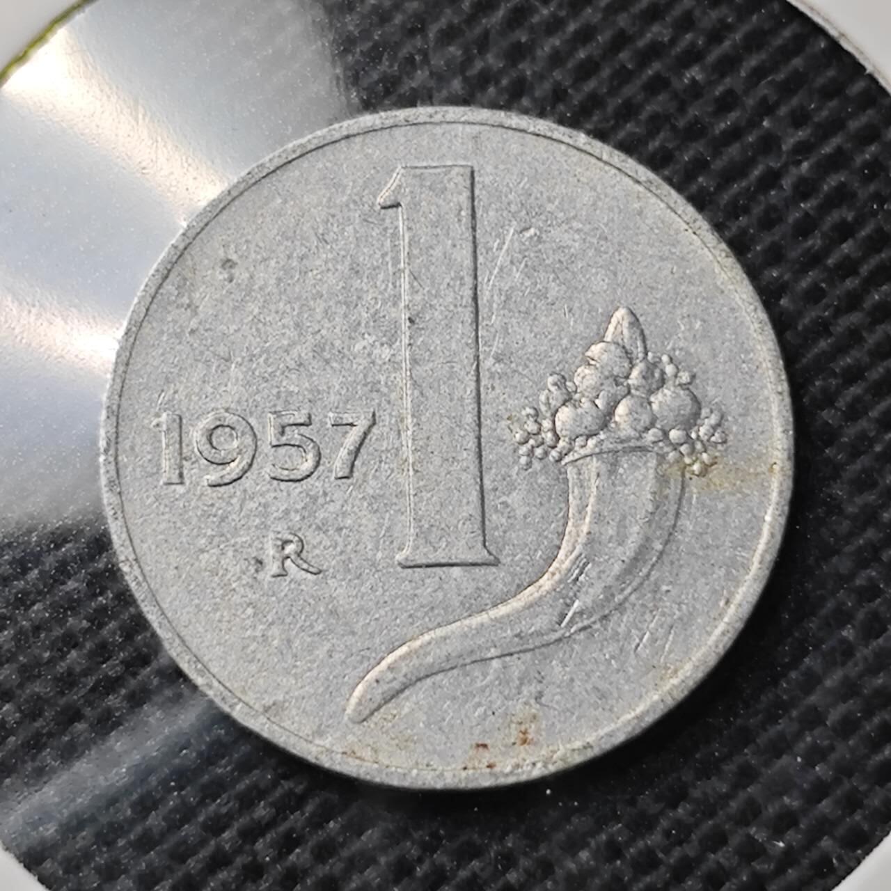KK钱币收藏小铺 第334期 2月预留时间 周末发货 1957意大利1里拉 