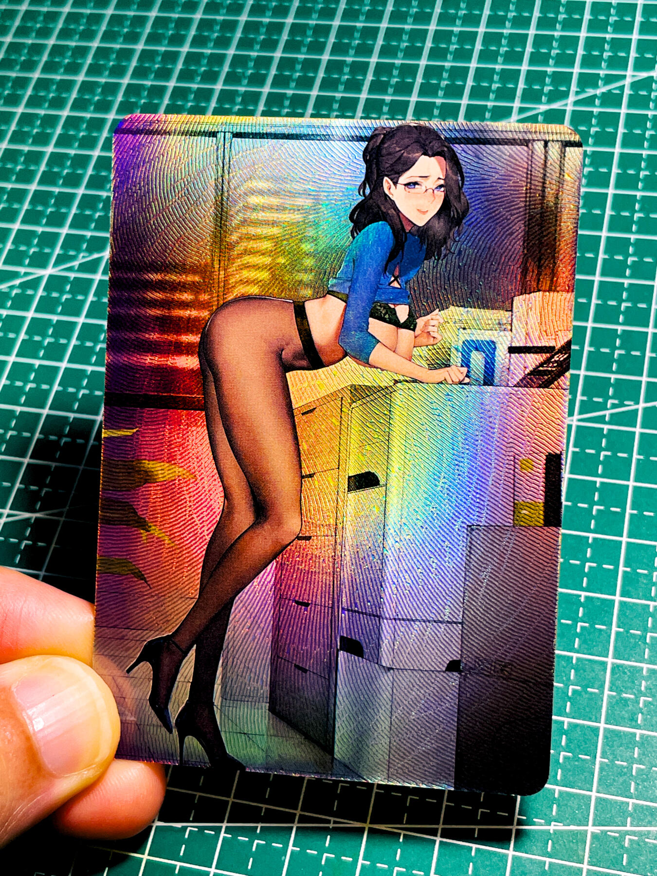 【关注参拍有赠卡】显眼宝31期  9.10日晚9:30截止 逝者如斯夫不舍昼夜 韩漫办公室御姐 散配一枚  折光彩闪 63*88