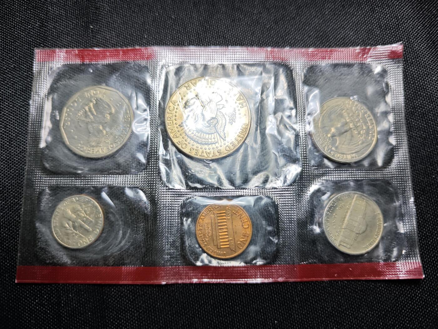 KK钱币收藏小铺 套币专场 2月预留时间 周末发货   1979美国大小面值一套 清年