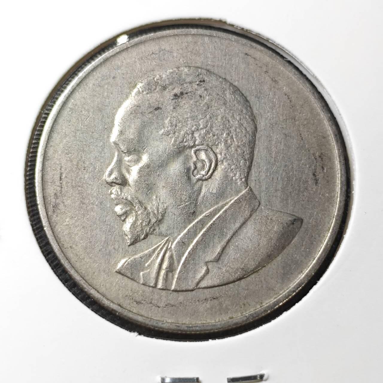 KK钱币收藏小铺 第335场 2月预留时间 周末发货 1966肯尼亚1先令 开国头像无字版