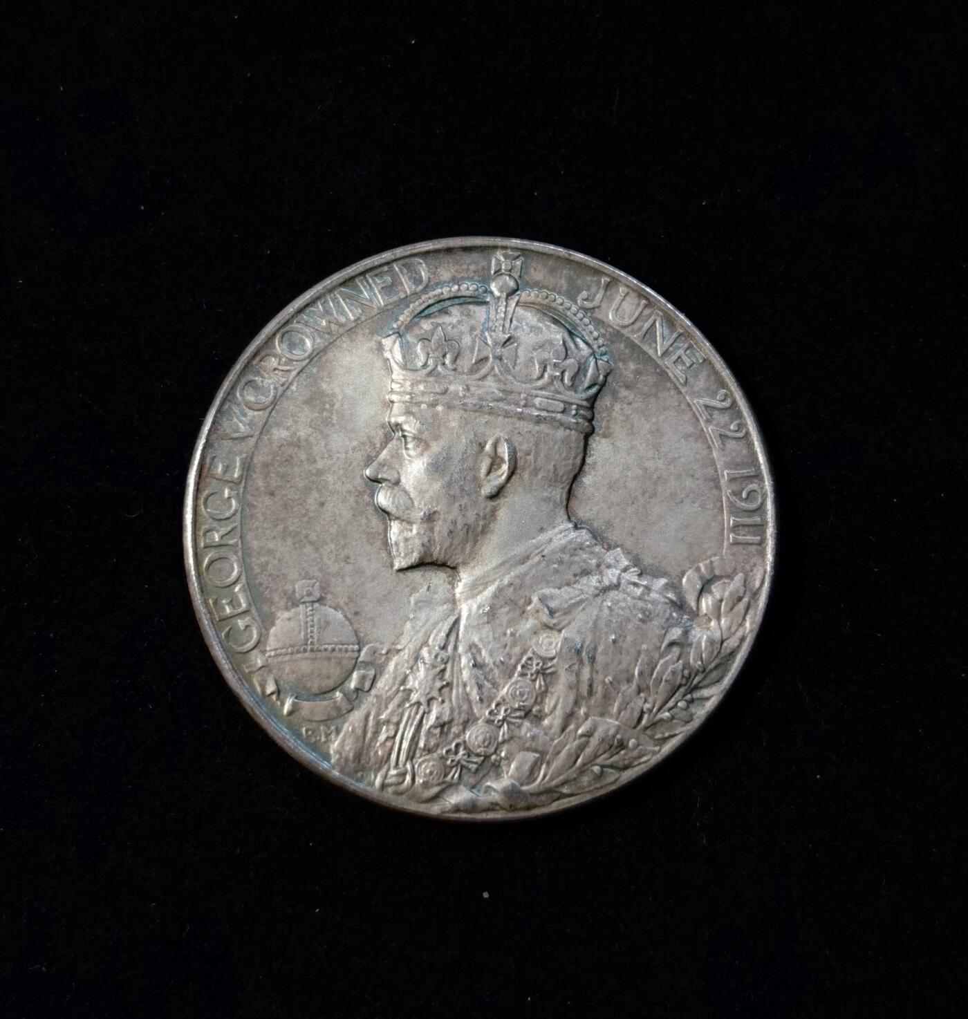 甄臻铺-世界币章拍卖（第33期），送拍享返佣金等优惠多多 1911年英国乔治五世加冕银章，30.7mm，12.28g