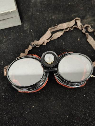 0元起拍勋章 第294期 咸鱼国勋章拍卖专场 9月14日（周日）下午6：00开始 日本战时原品 夜视风镜带盒 满洲特许