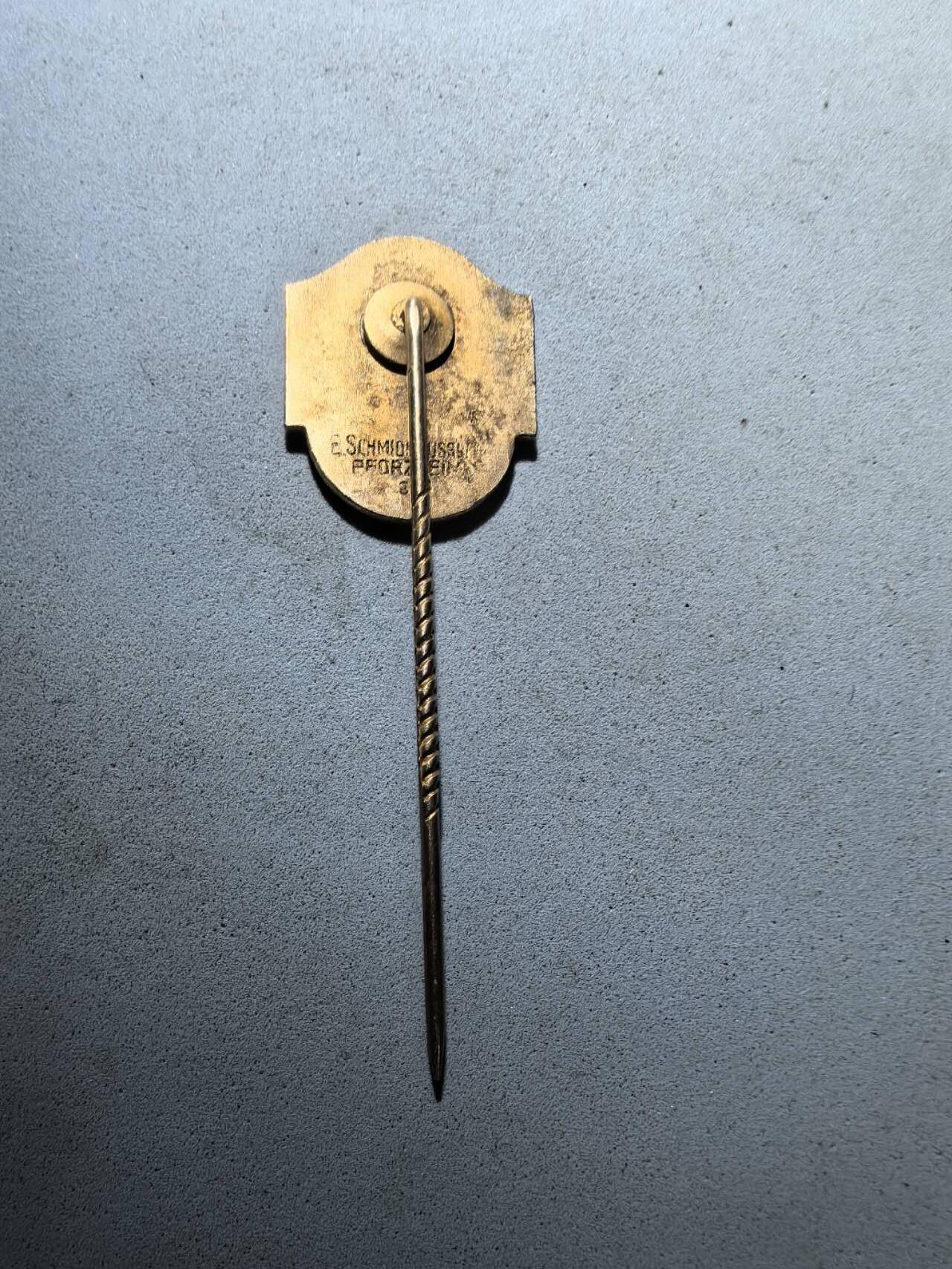 盛世勋华——号角文化勋章邮票专场拍卖第278期 德国（1939）符腾堡本土射击协会（W.Z.Sch. L.V. ）1934年射击能手别针 极为少见带厂标