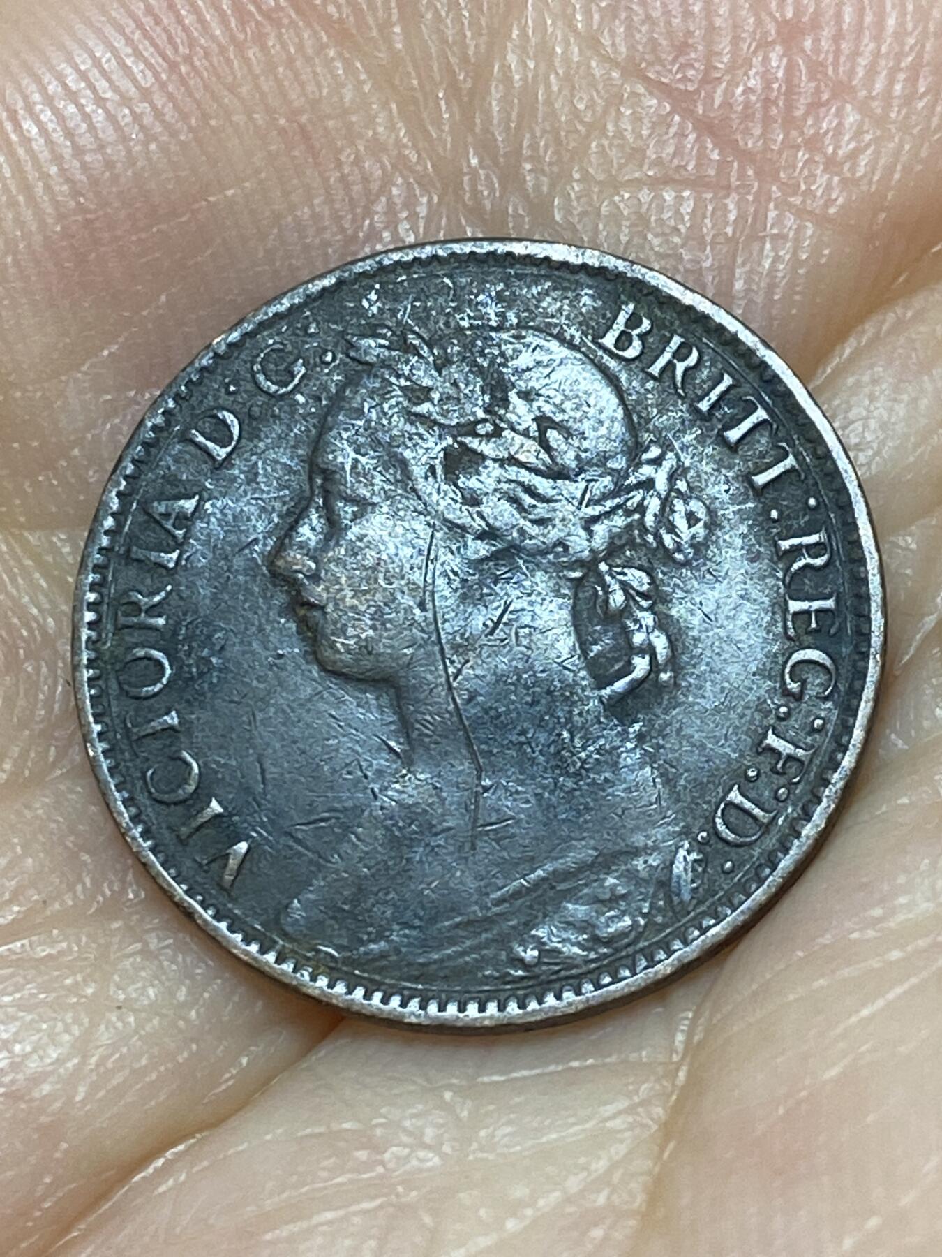 2025年第八十九场(总第一百一十五场）外国好品散币(免佣金) 英国🇬🇧1886年1法新(维多利亚女王中年，第三版)