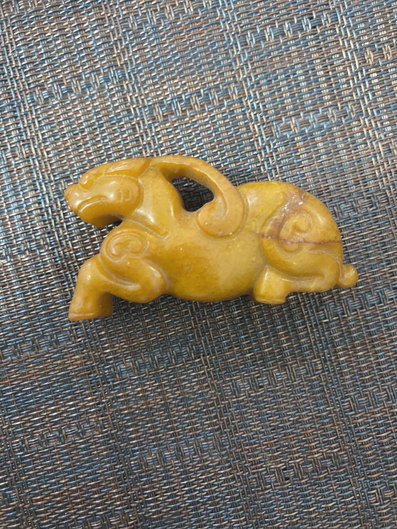 江南站04场纸币杂项 河田玉手把件