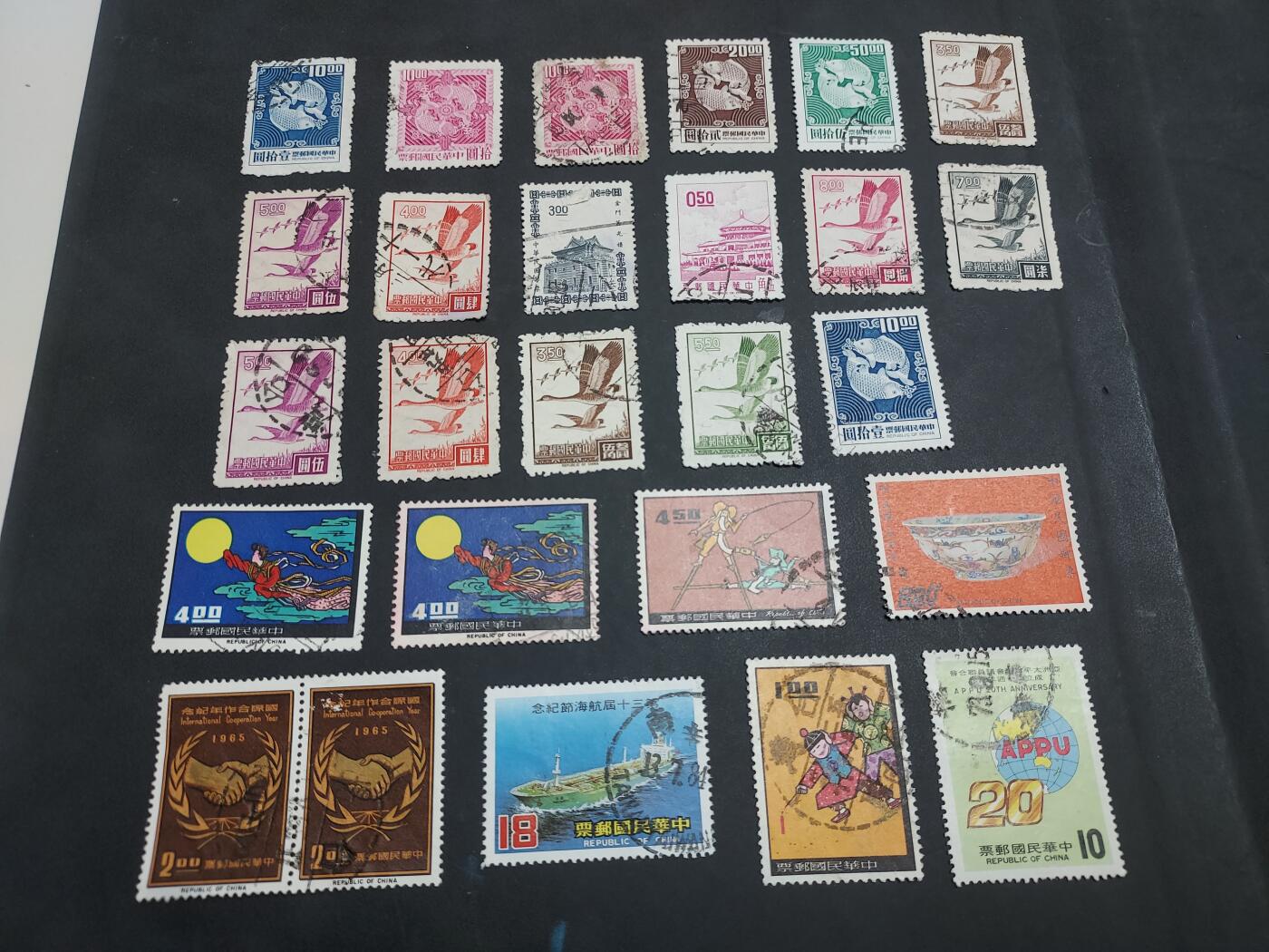 博彦收藏  TM 9月17日 8点 邮票专场 台湾 旧票26枚，个别瑕疵，大部分上品