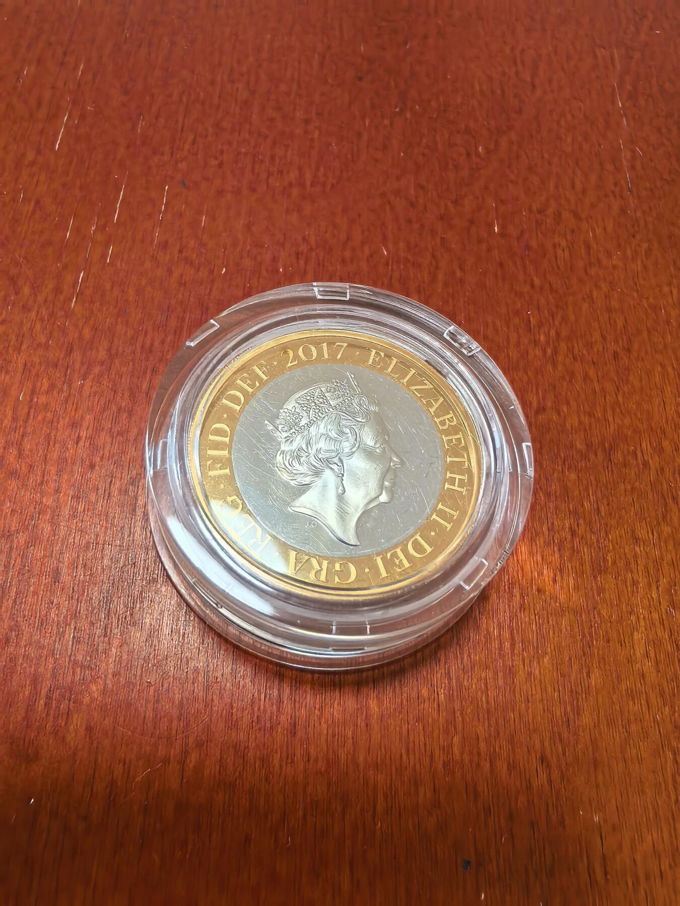 长老汇蛇年精选第四十五场拍卖 2017英国简奥斯汀2英镑双色加厚精制银币，盒证全