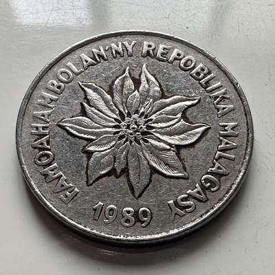 🌹外币初藏🌹🐯2025年第101场  每周二四六晚8️⃣点 接代拍 - 马达加斯加1989年五法郎