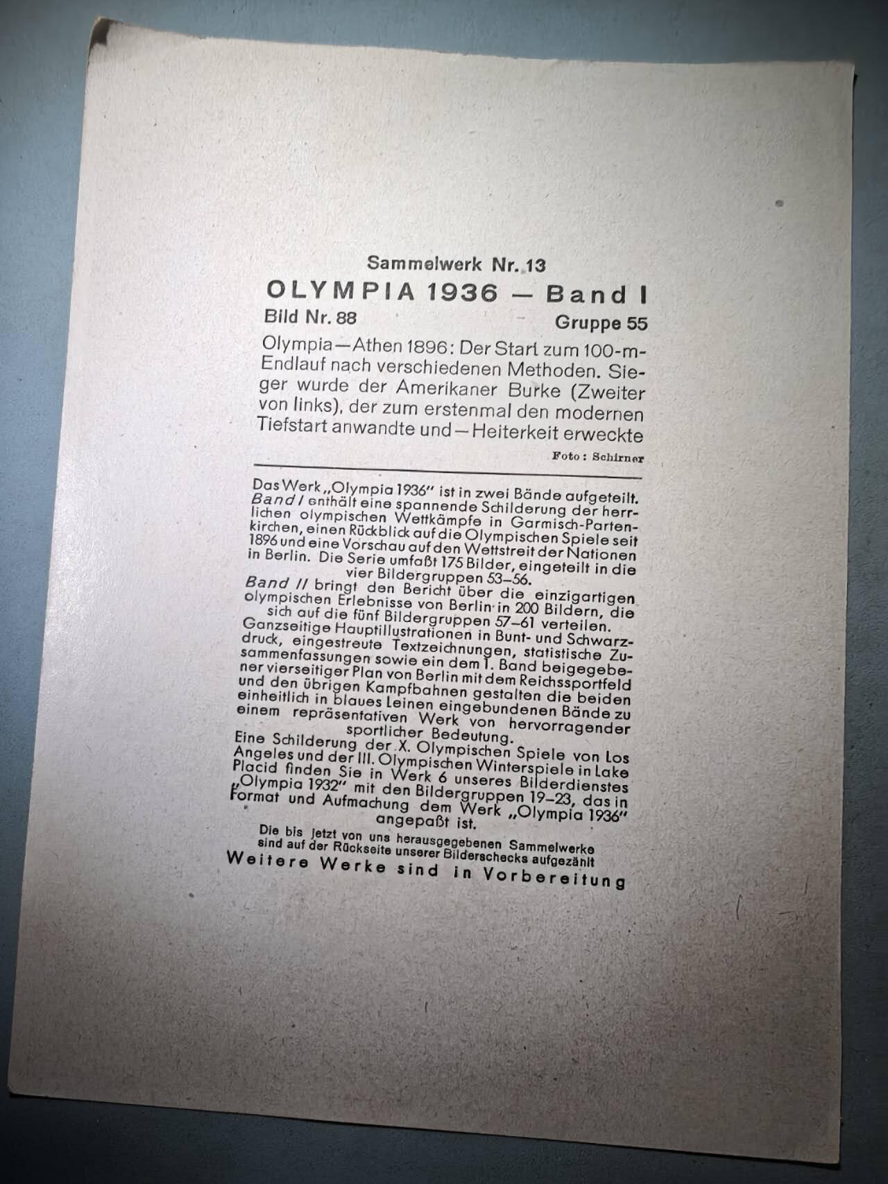 盛世勋华——号角文化勋章邮票专场拍卖第278期 德国（1939）1936年柏林奥运会大尺寸彩色宣传照片 1896年雅典奥运会：采用不同方式起跑的100米决赛。获胜者是美国人伯克（左数第二个），他首次使用现代蹲踞式起跑法，引起了轰动和——欢乐