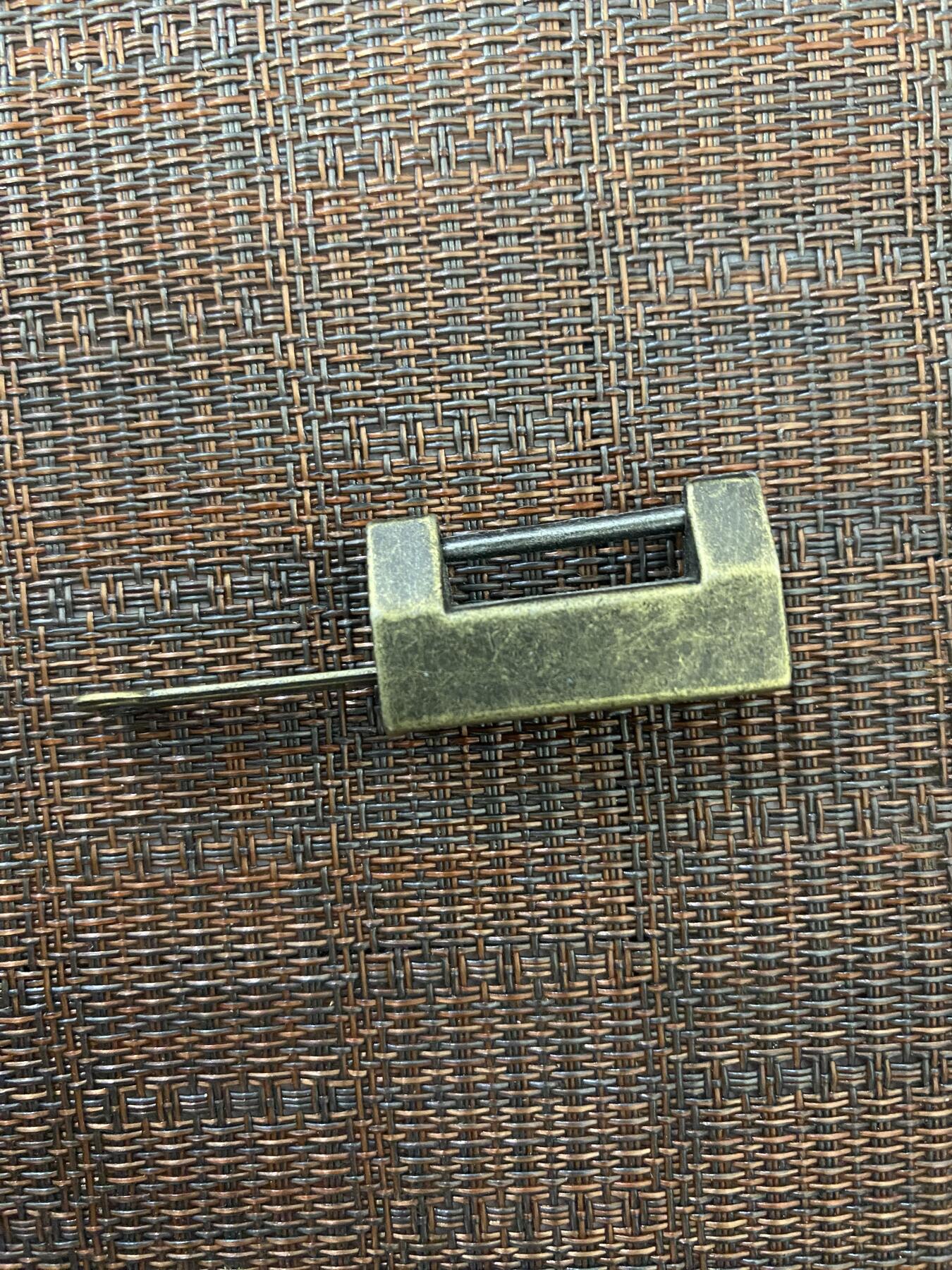 江南站04场纸币杂项 小铜锁