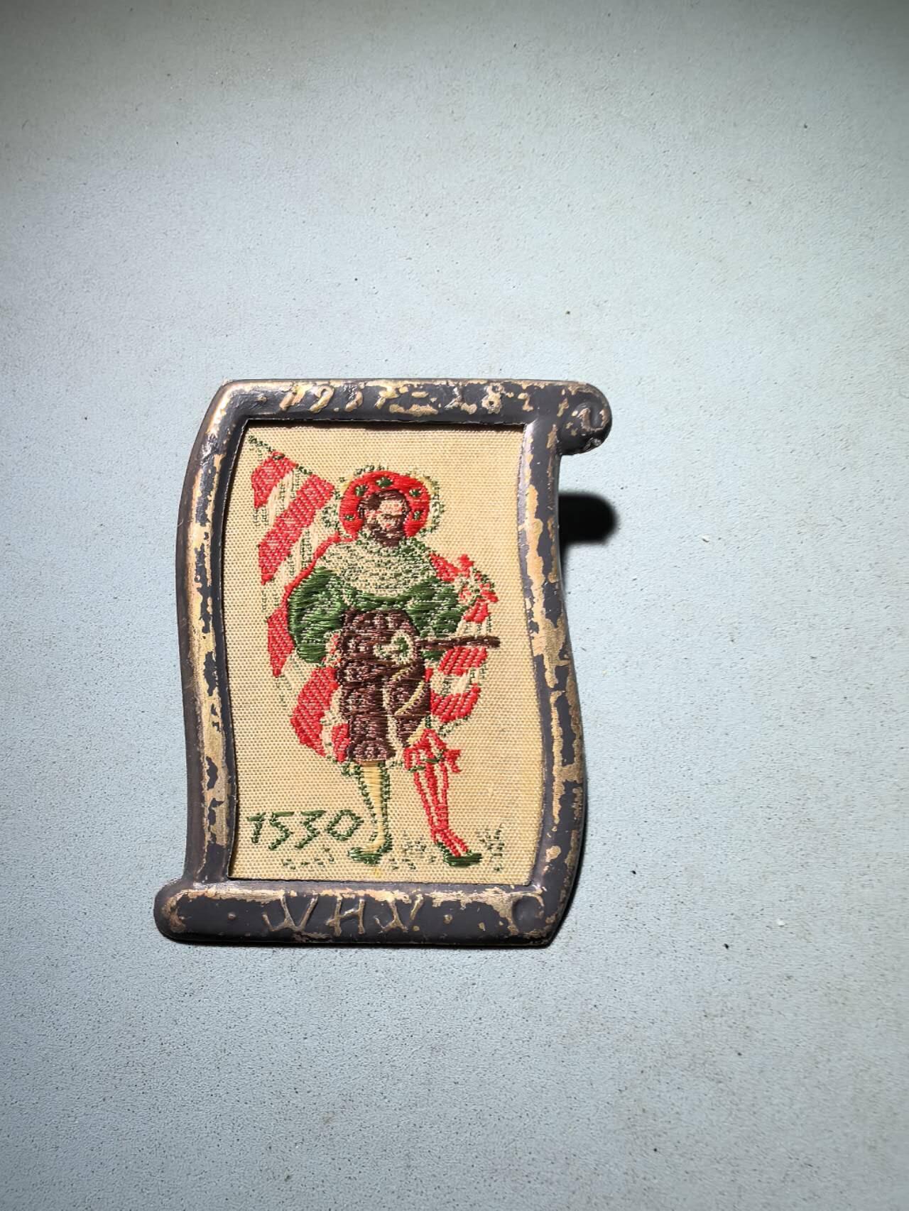 盛世勋华——号角文化勋章邮票专场拍卖第278期 德国（1939）冬季救助组织（WHW）1939年德国传统服饰系列纪念证章  少见品种