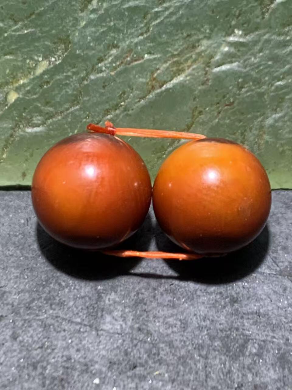 精美高玉化枣红缠丝玛瑙腰珠一对！