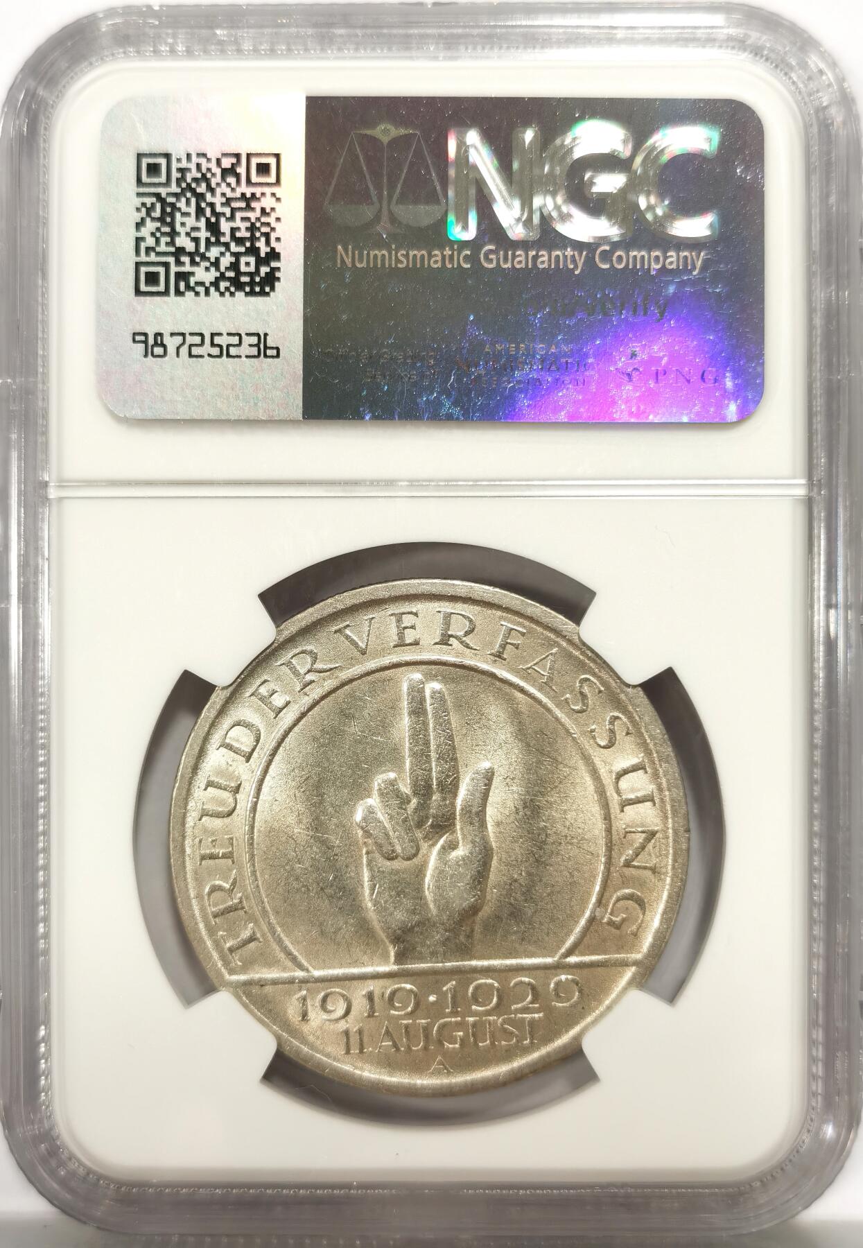 博洋堂世界钱币拍卖第139期（全场包邮） NGC AU58 德国宪法颁布十周年5马克银币，相当精美的设计，原汁原味老包浆状态极佳，近两年这个分数的普遍在千元以上
