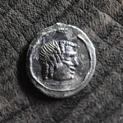 【良泉】【国庆精品场】10月2日晚19.30点开拍！ 222组，西方古代钱币、印章专场 - 公元100-120年【南阿拉伯半岛】萨巴和希木叶尔王国，阿姆丹王，1标准银币，1.16克