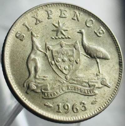 文馨钱币收藏第 271 场， 长期接收代拍品 - 带光极美品 1963 年英属澳大利亚伊丽莎白二世 6 便士银币，500 银关门版