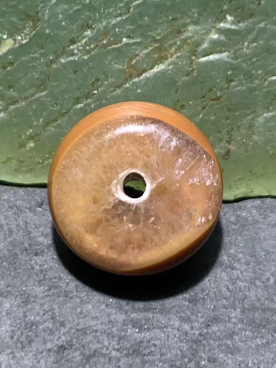 精美冰飘战国红玛瑙算盘珠一个，