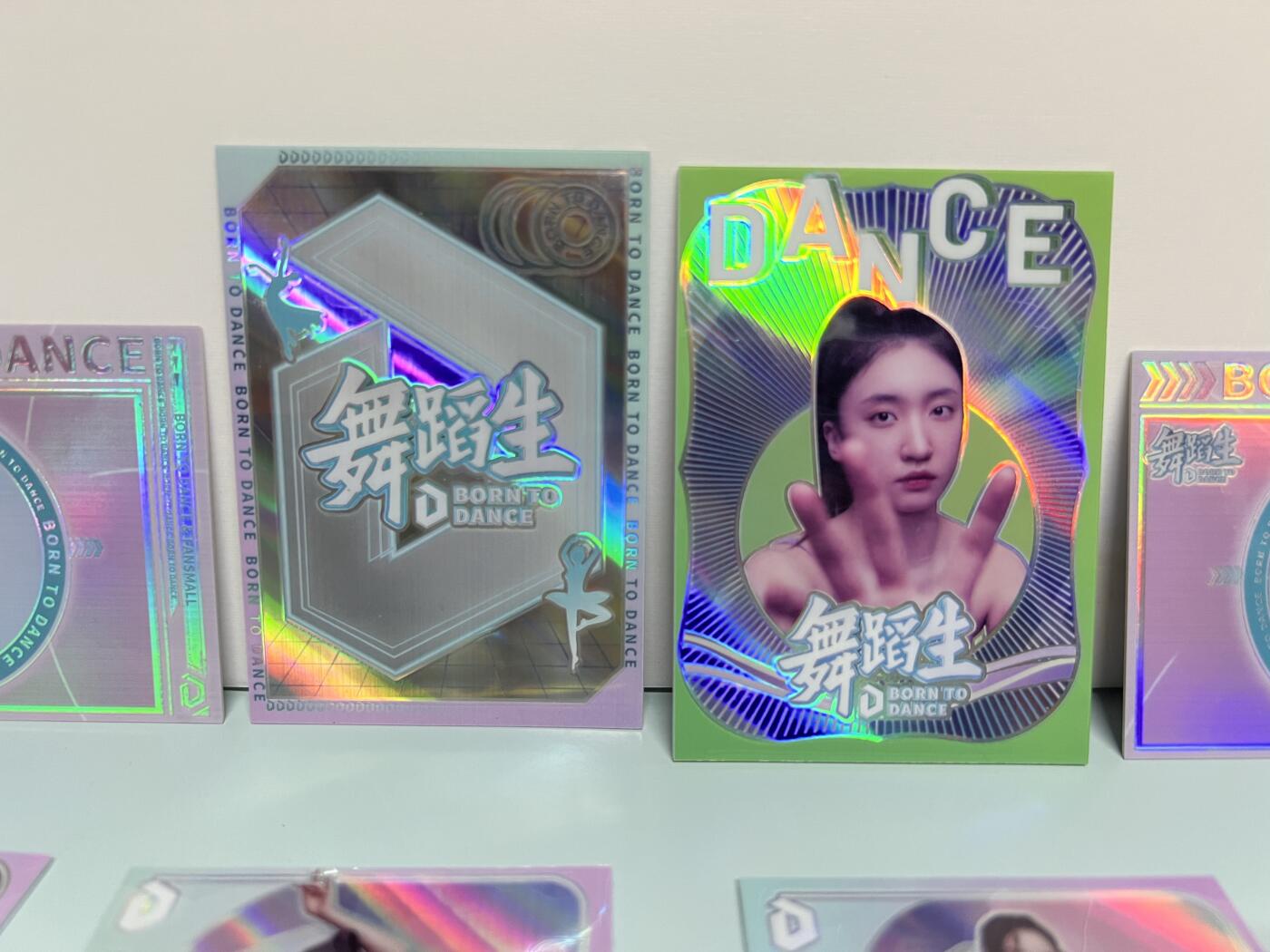 零元拍：2021 爱奇艺 舞蹈生 林津伊 李嘉辛 朱云慧 栾天奕 张新童 张雪琦 人物折射特卡 各种美女 大长腿 8张一起拍 