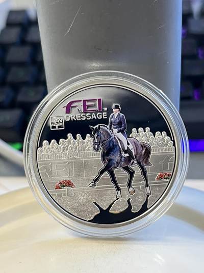 第175期拍卖【长期征集拍品】 -  安道尔2013年FEI马术世界比赛20克精制彩色纪念银币1，925银，发行量2000枚