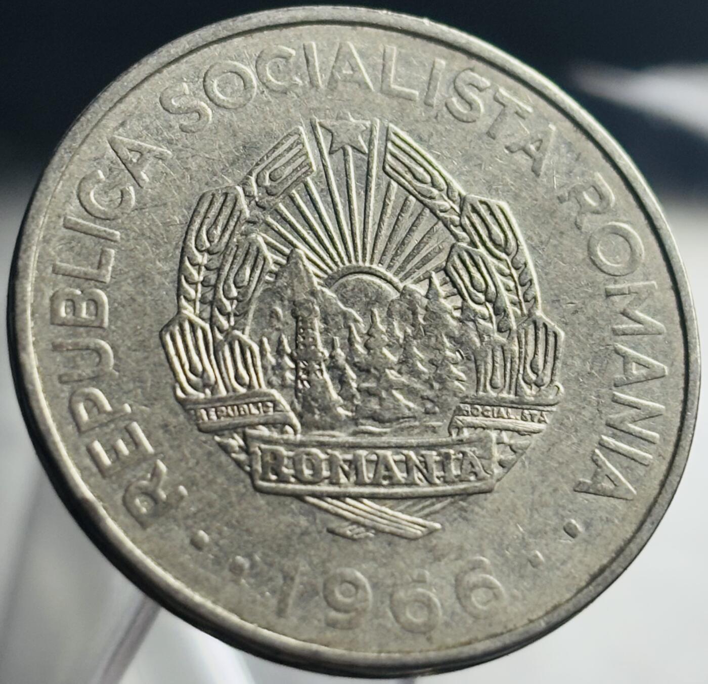 文馨钱币收藏第 271 场， 长期接收代拍品 好品 1966 年罗马尼亚 3 伊列，独年份版