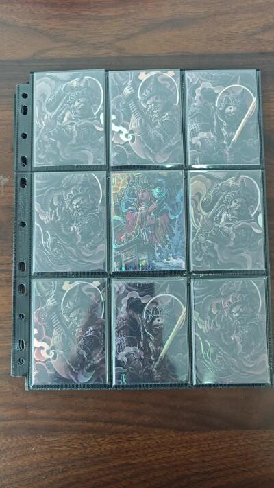 白泽拍卖卡牌手绘专场第24期（持续征集ING，白露暧秋色，月明清漏中） 2023 香山文创94张  四大天王典藏版，青花瓷四大天王典藏版，遇见锦鲤典藏版，冼玉清（有3张那澜亲签），醒狮测试卡，大明王朝  含普卡，彩闪，具体如视频