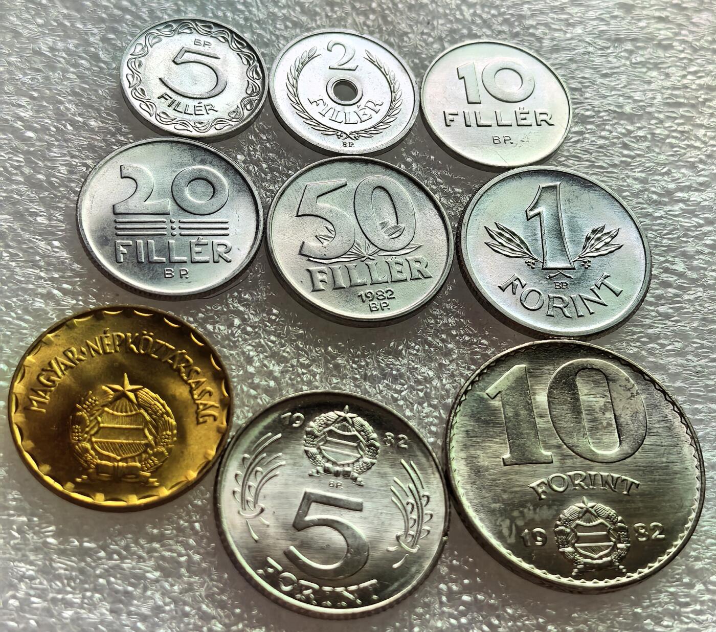 外国优质老铜币纪念币银币专场，周六晚上九点倒数截拍，满百包邮，周日发货,可寄存半年，喜欢朋友微信扫描二维码可直接参拍