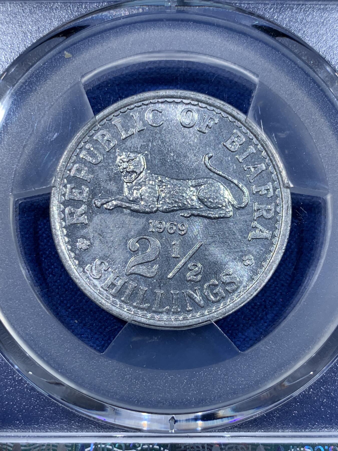 《竞宝斋》第418场 周日，周一，2场连拍 （全场包邮） PCGS MS63 1969年比夫拉2.5分铝币，成立不到4年 比夫拉货币发行量不多，正面的卧豹非常有本地特色，PC有所低评