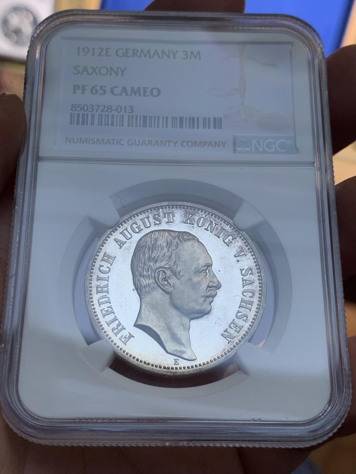 《竞宝斋》第418场 周日，周一，2场连拍 （全场包邮） 唯一冠军分 NGC PF65CAMEO 德国 1912 萨克森 精制3马克银币 美丽无以复加