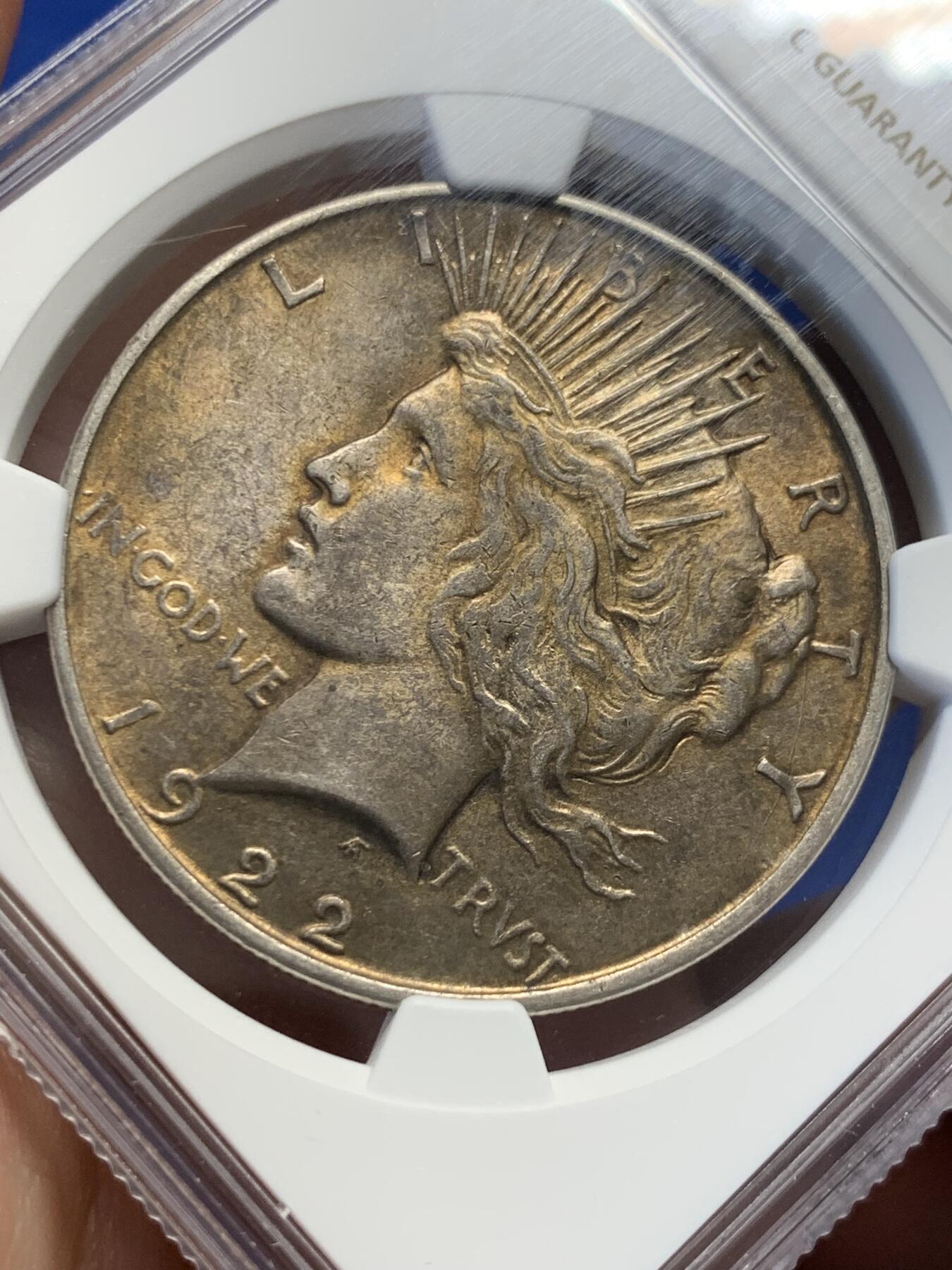 《竞宝斋》第418场 周日，周一，2场连拍 （全场包邮） NGC AU58 美国1922年和平女神1美元银币