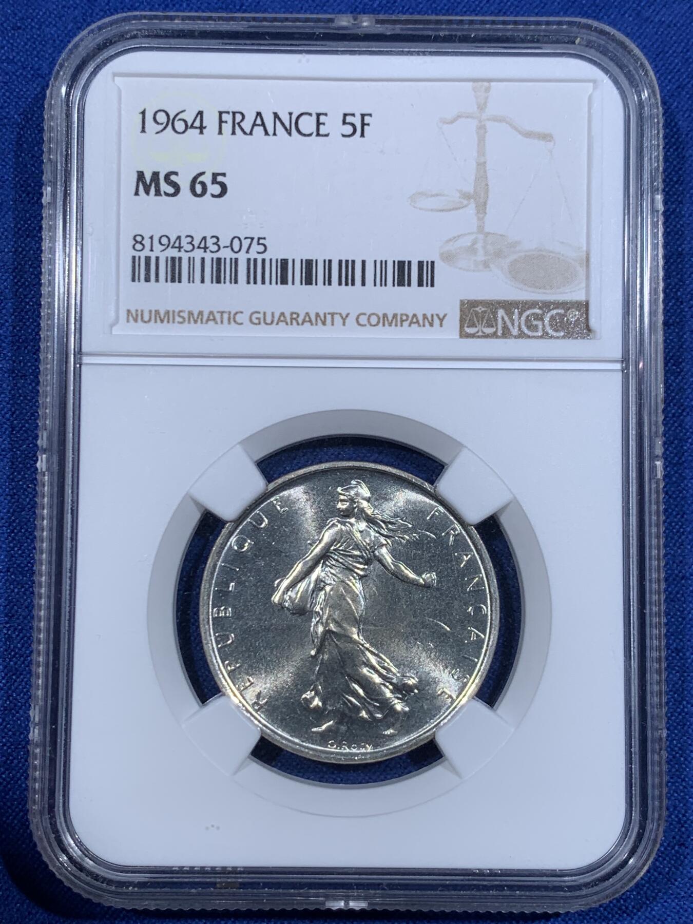 《竞宝斋》第418场 周日，周一，2场连拍 （全场包邮） NGC MS65 法国1964年播种女神5法郎银币 少见年份 65分难度很大 卷拆状态