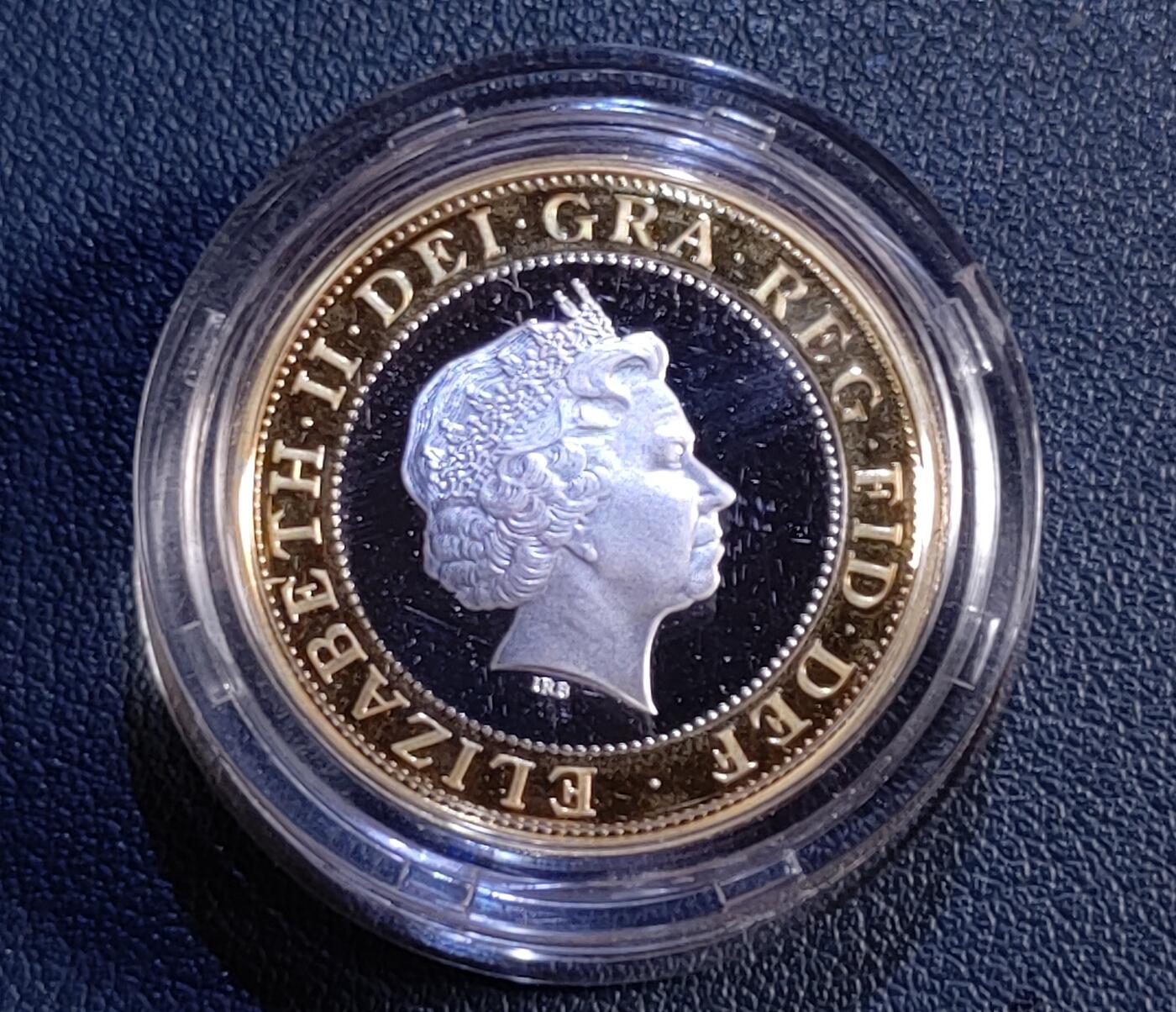 原盒证 1999年英国橄榄球世界杯2镑幻彩精制加厚银币（详细见图）