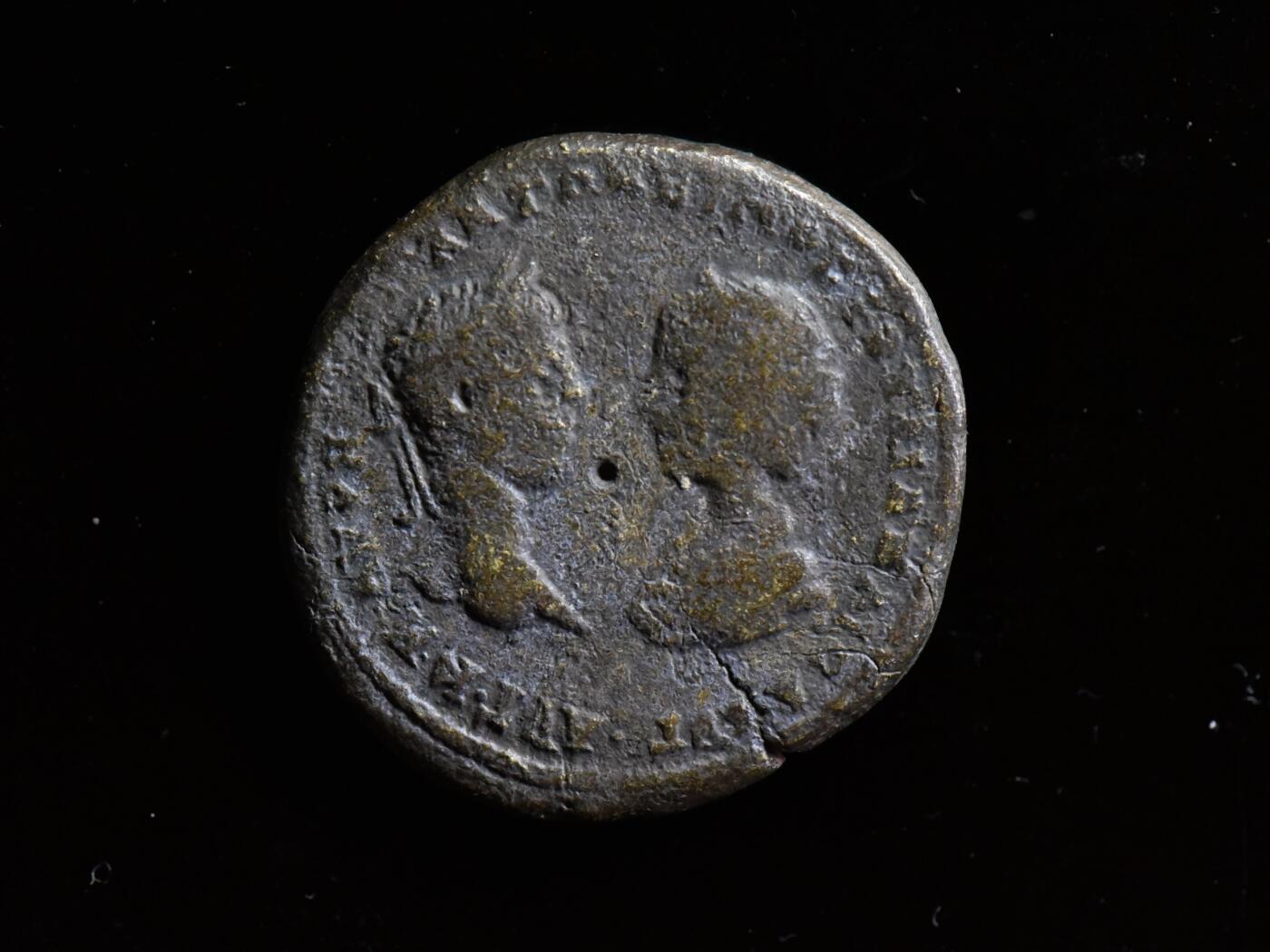 【良泉】【国庆精品场】10月2日晚19.30点开拍！ 222组，西方古代钱币、印章专场 公元3世纪前期【古罗马】东部行省 玉髓材质 皇帝像戒面，附赠同时期同类型古罗马行省铜币