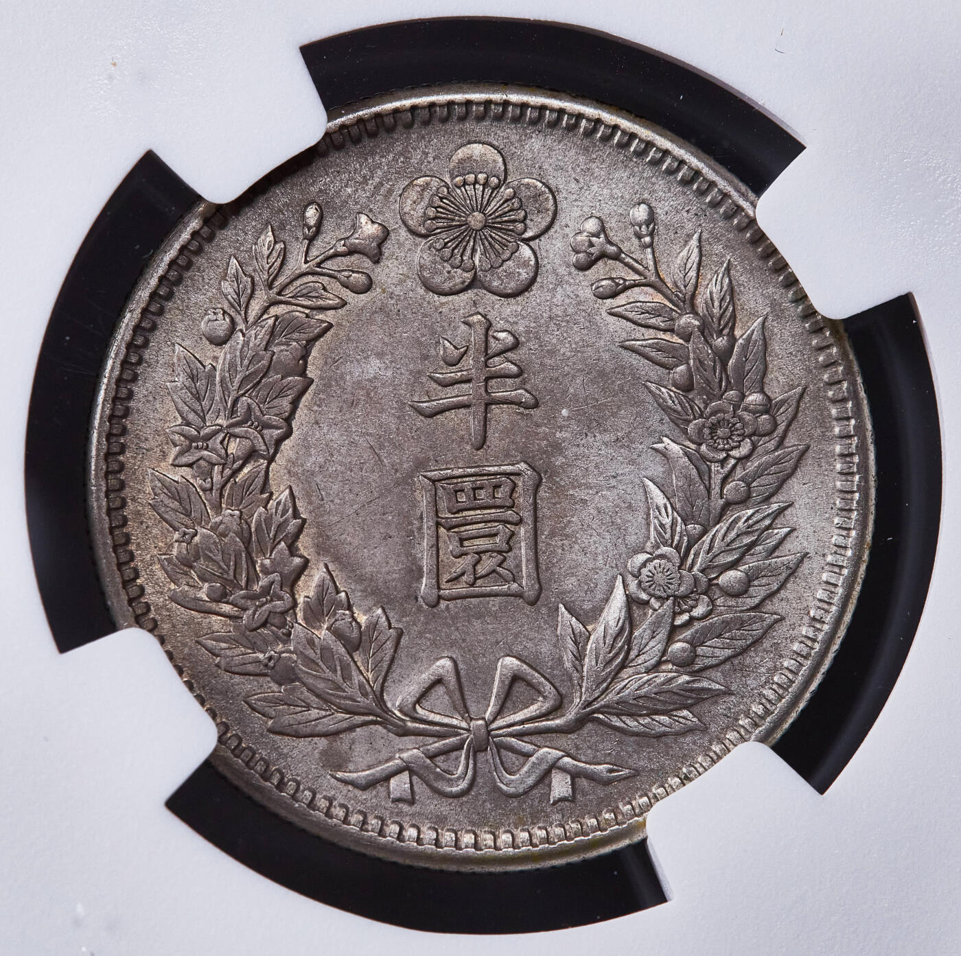 【俄甄集藏】金风送爽-2025年(042) 09-24星期三晚 19:30 全场包邮