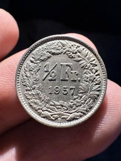 南宋泉阁俄币 外币 国币 专场第十七期 国庆中秋大拍 10.9发货【送拍无额外佣金】 - 瑞士 1957年 1/2瑞士法郎小银币 通货好品