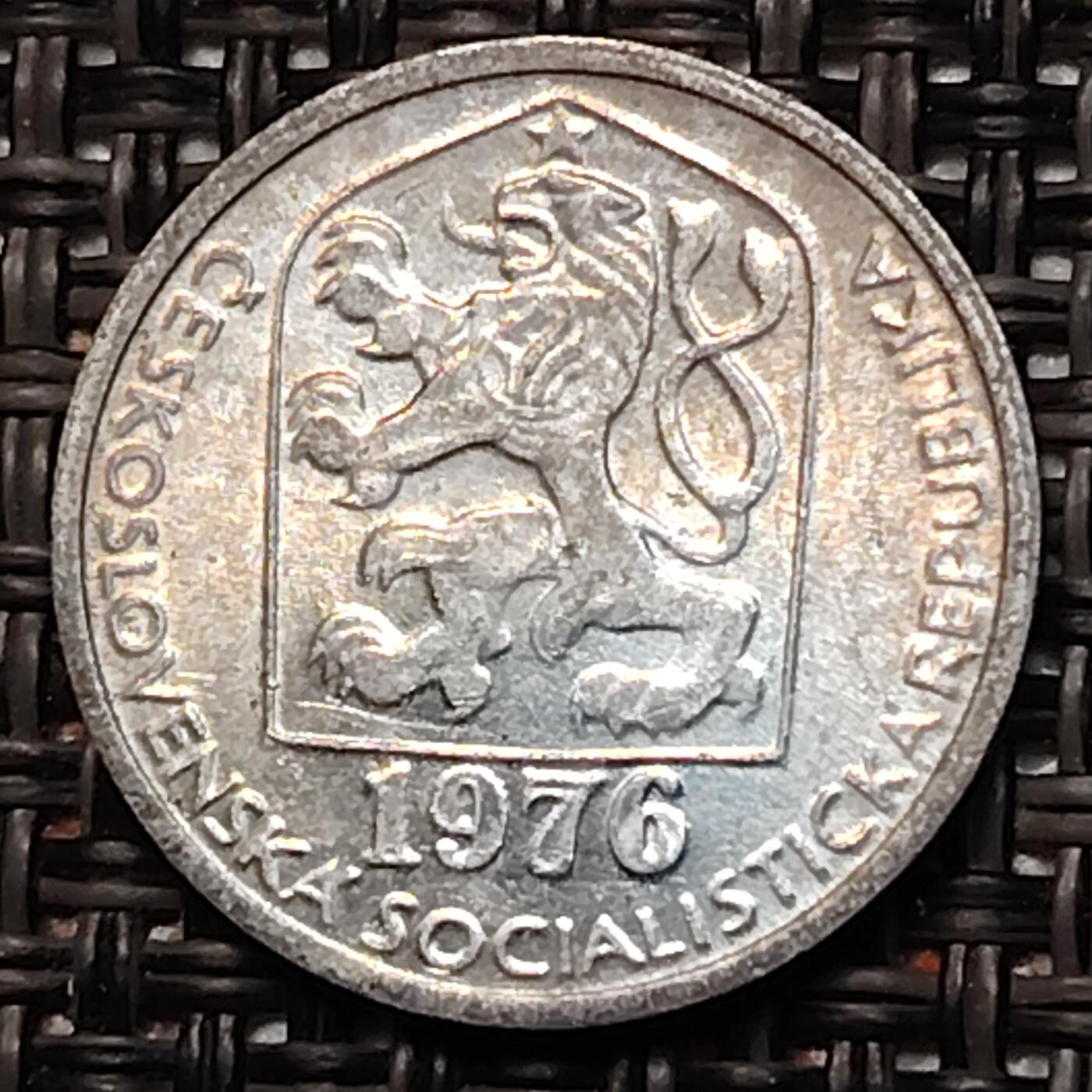 布加迪🐬～世界钱币(上海)🌾第 243 期 /  各国套币和散币 捷克斯洛伐克 1976年 10哈拉
